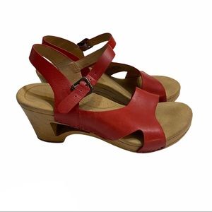 Dansko Tasha Sandals Red